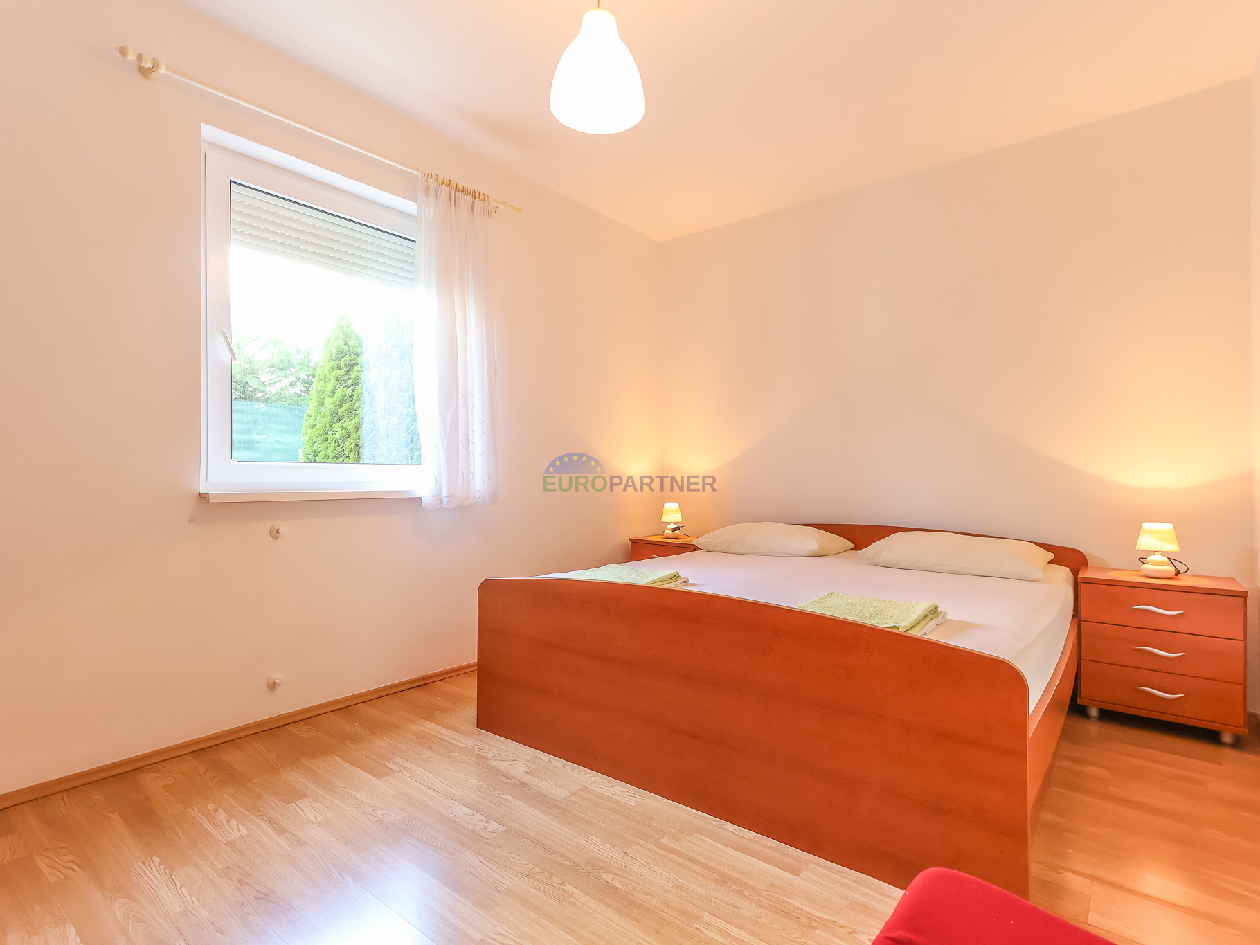 Casa indipendente con 4 appartamenti, Funtana