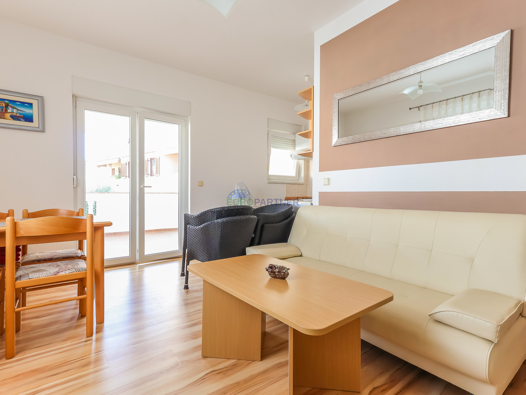 Casa indipendente con 4 appartamenti, Funtana