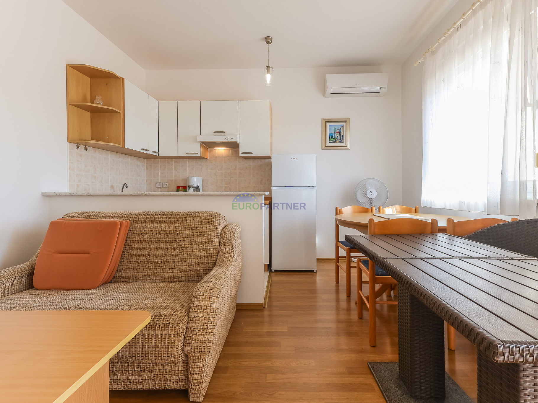 Casa indipendente con 4 appartamenti, Funtana