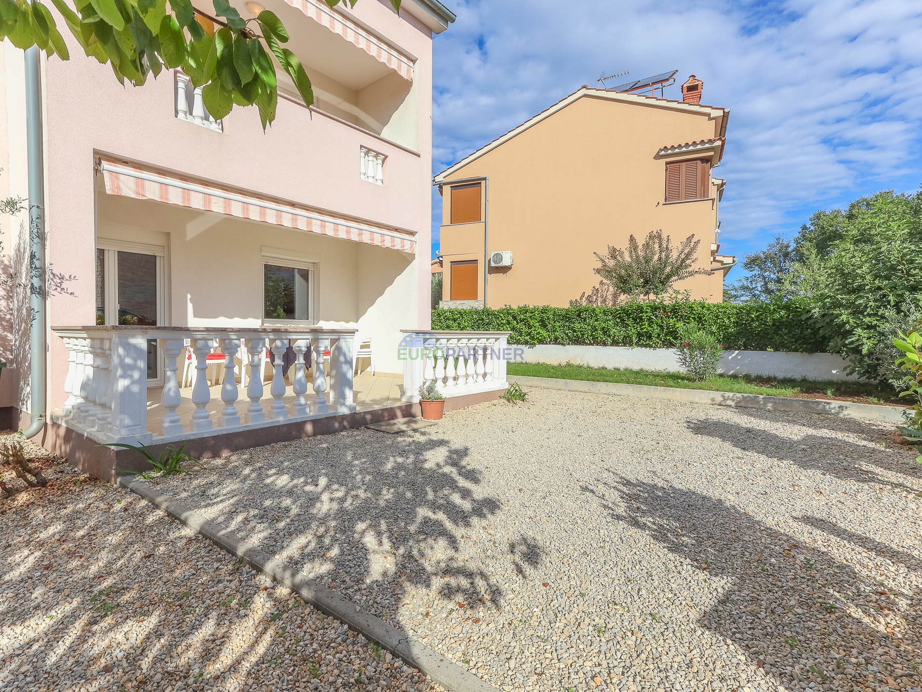 Casa indipendente con 4 appartamenti, Funtana