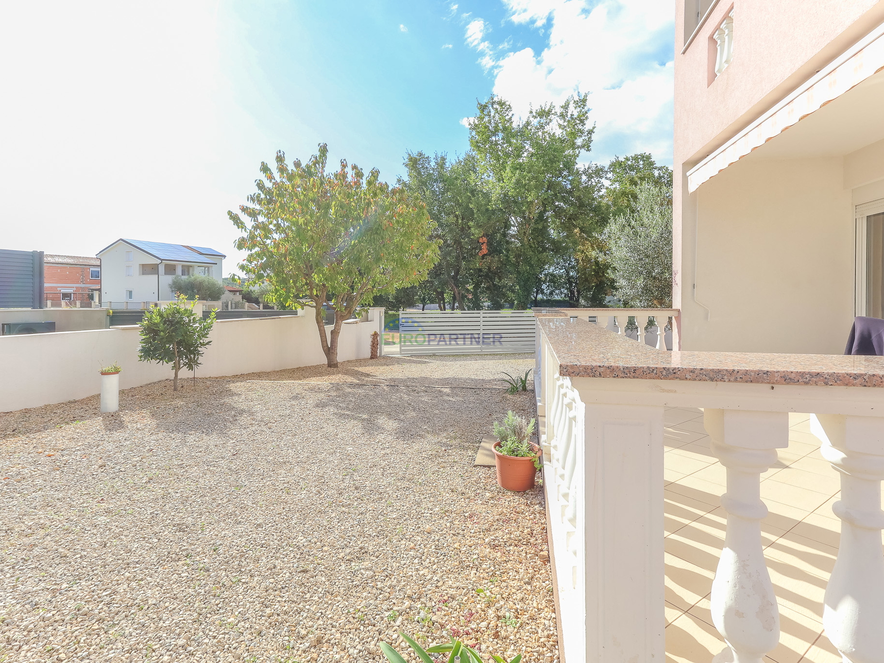 Casa indipendente con 4 appartamenti, Funtana