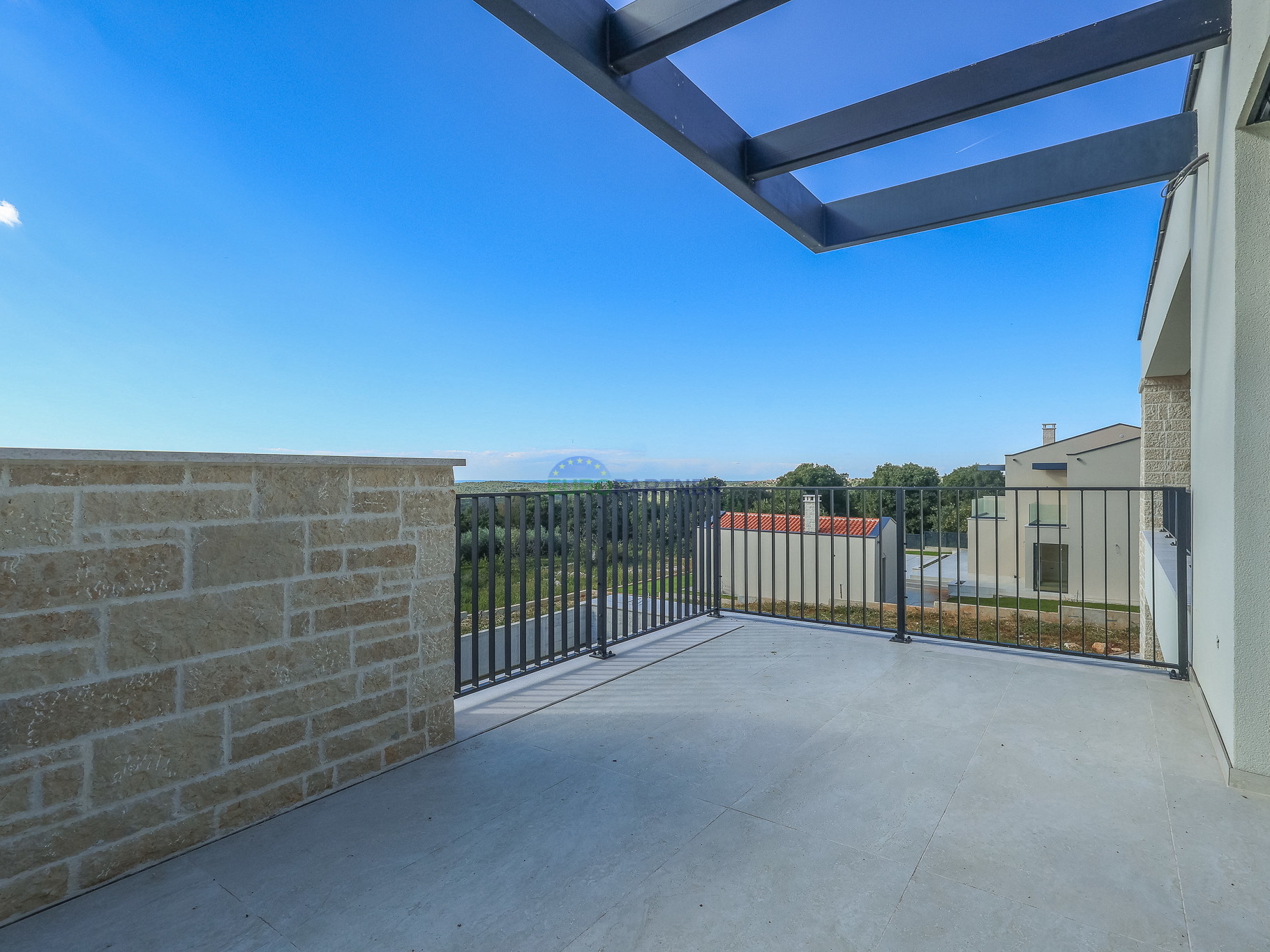Villa di design con vista mare, zona di Parenzo, Istria