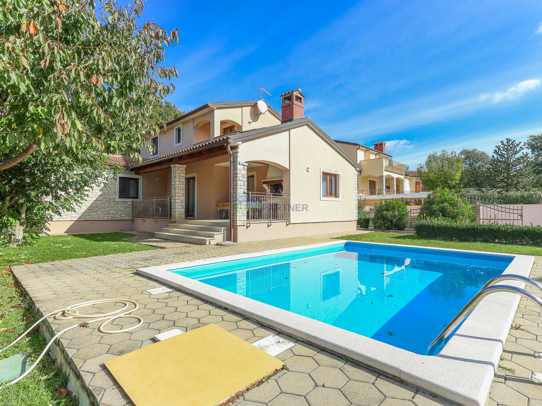 Casa mediterranea con piscina, a 12 km da Poreč