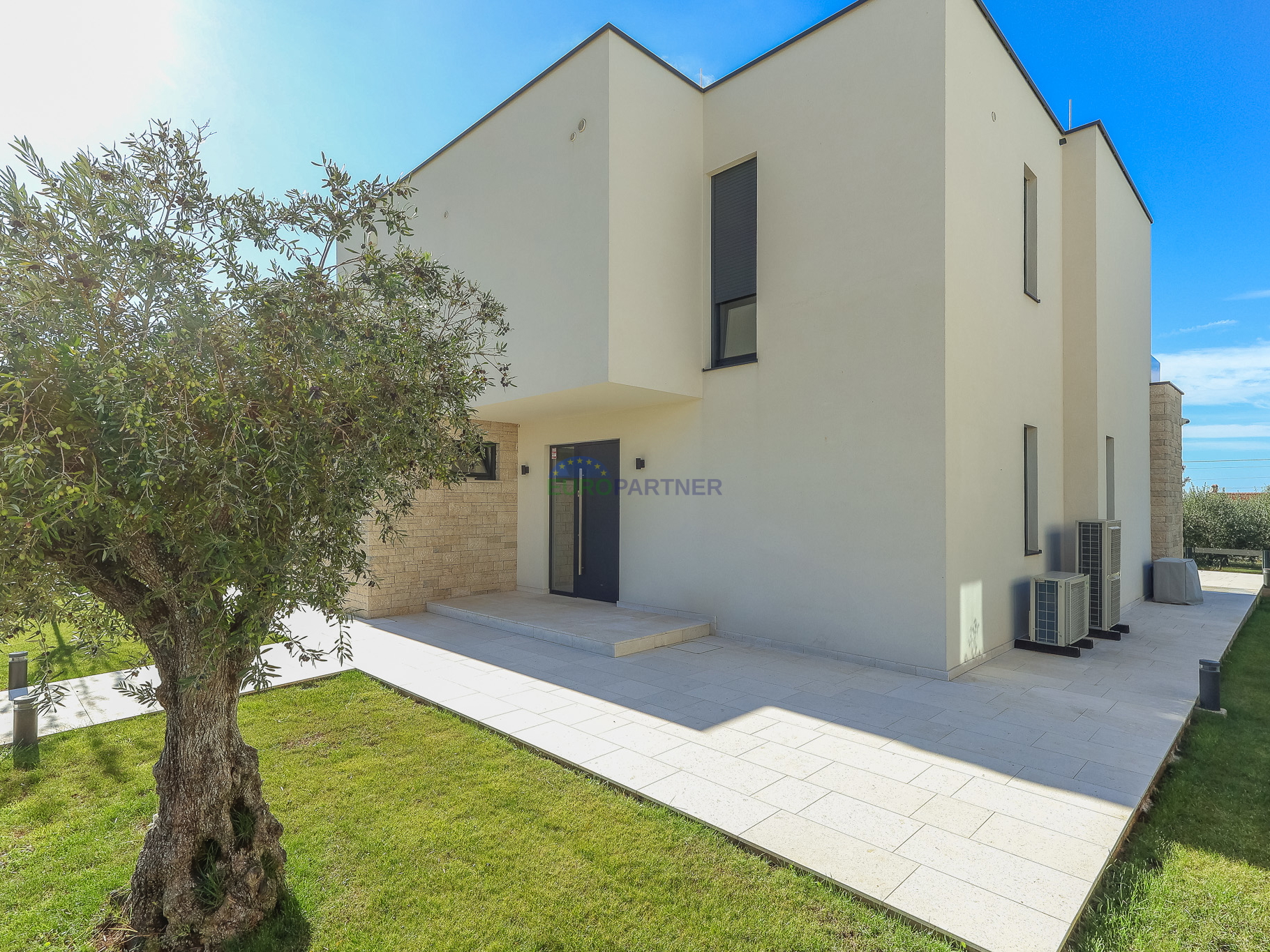 Porec - Detached luxury villa with sea view and pool