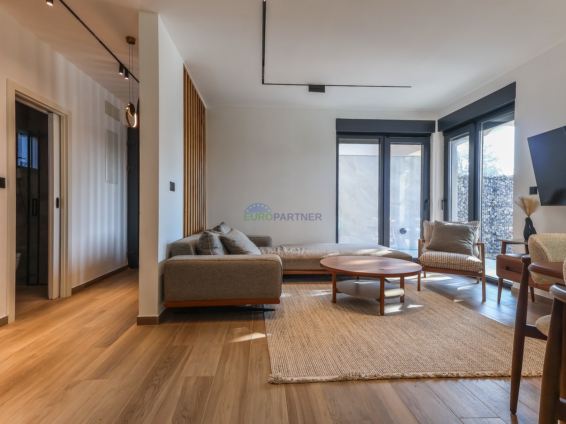 Novogradnja modernog dizajna 5km od Poreča, Istra