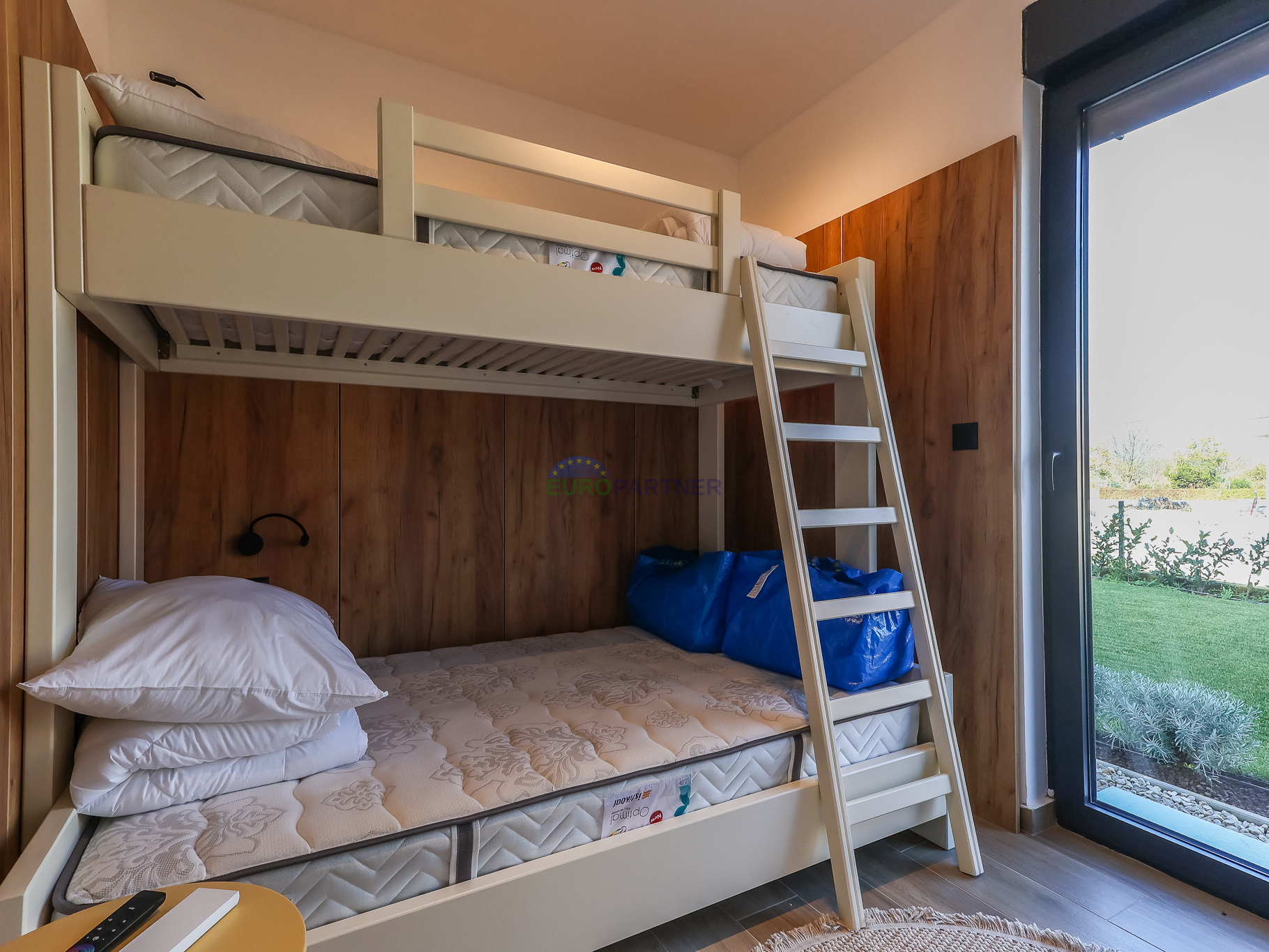 Novogradnja modernog dizajna 5km od Poreča, Istra