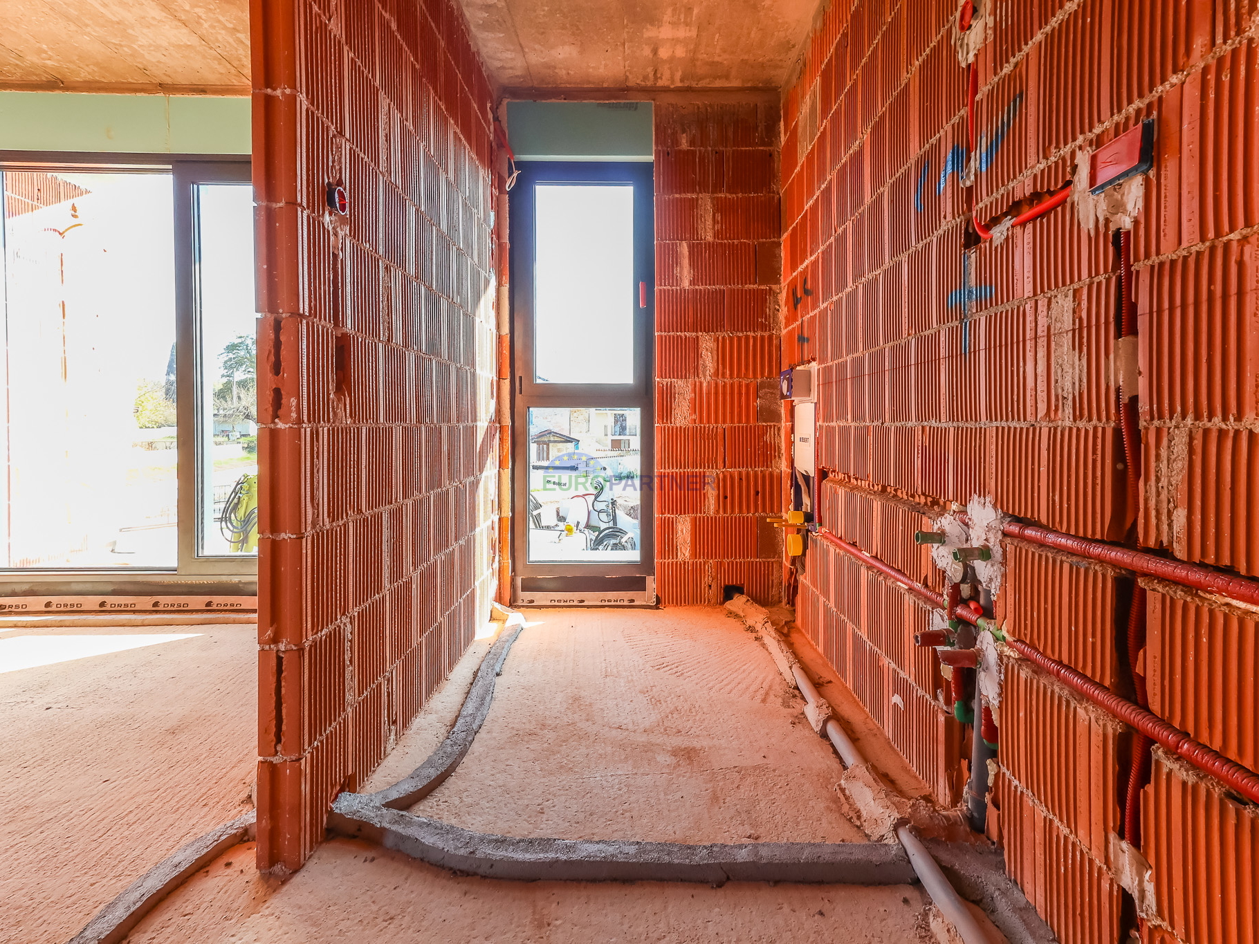 "Villa Black Beauty" is waiting for its new owner on a turnkey basis.