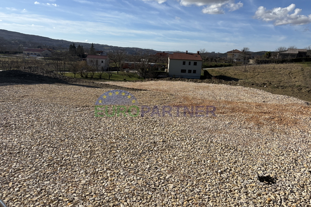 Land, 733 m2, For Sale, Pazin