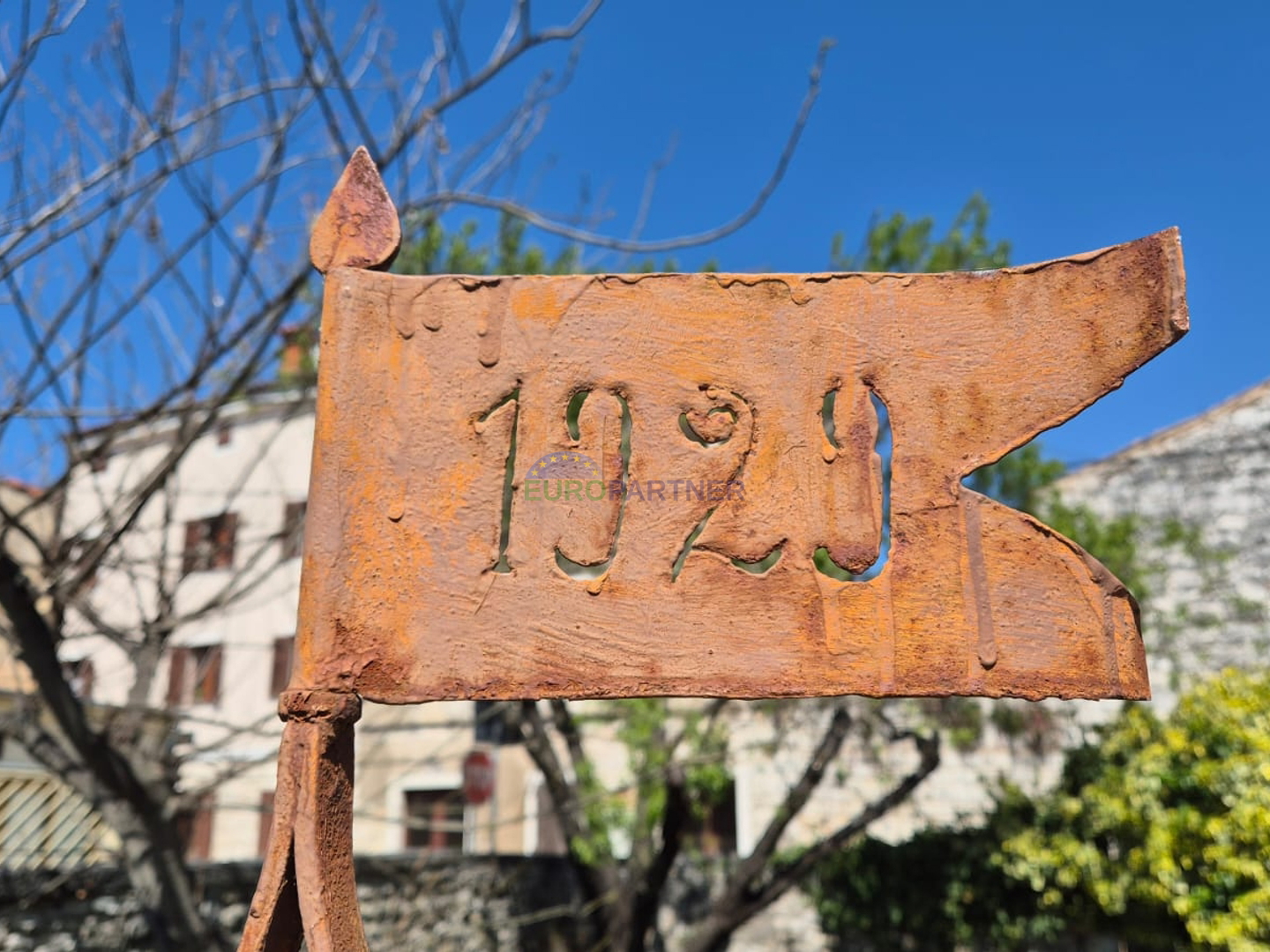 Samostojeća kuća za renovaciju, Sveti Lovreč