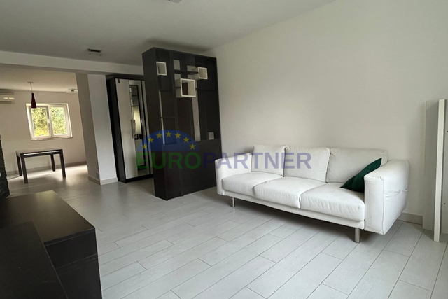 Wohnung 1,5 km vom Zentrum von Poreč, Istrien
