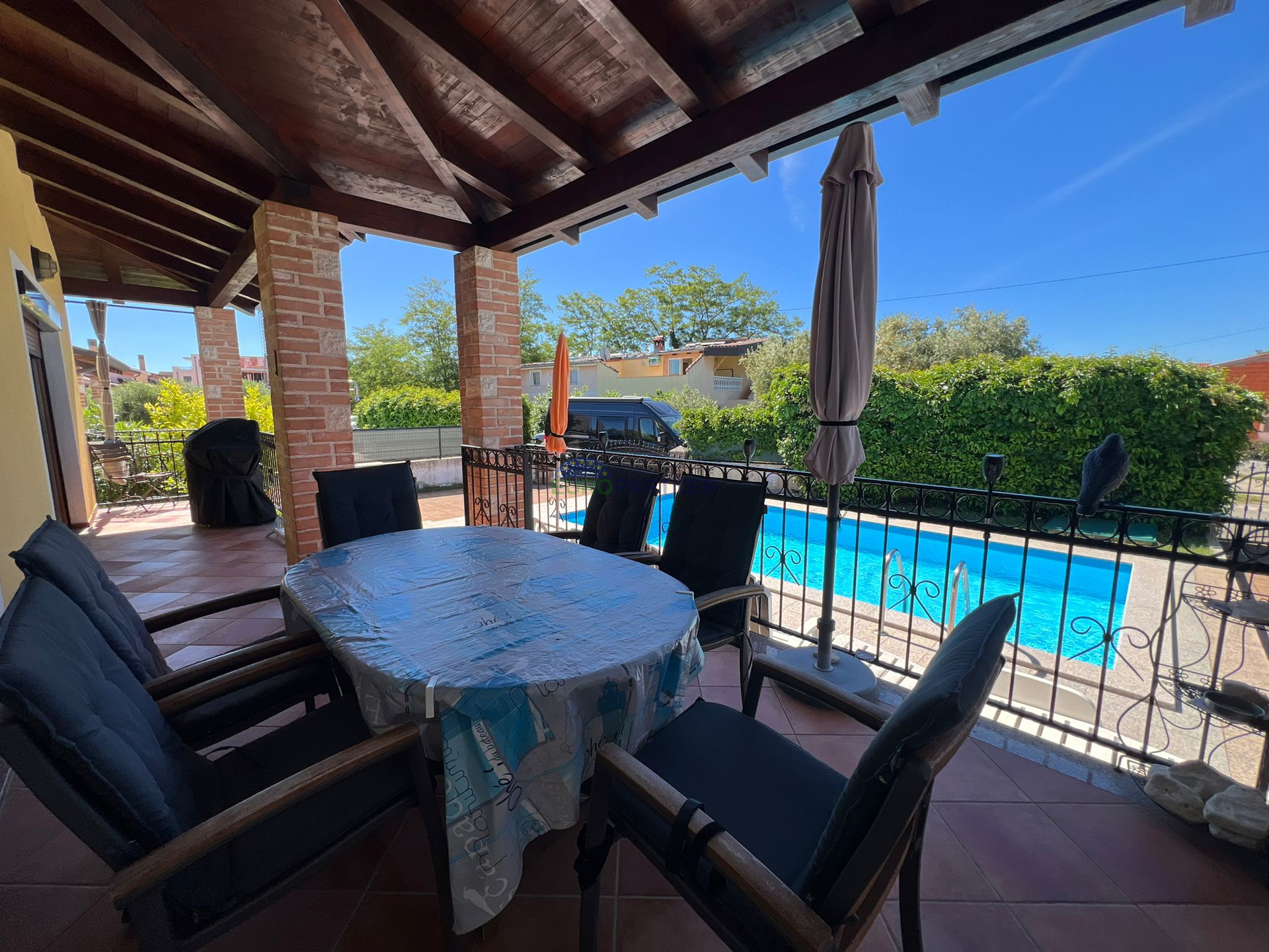 Casa con piscina e vista mare, Poreč