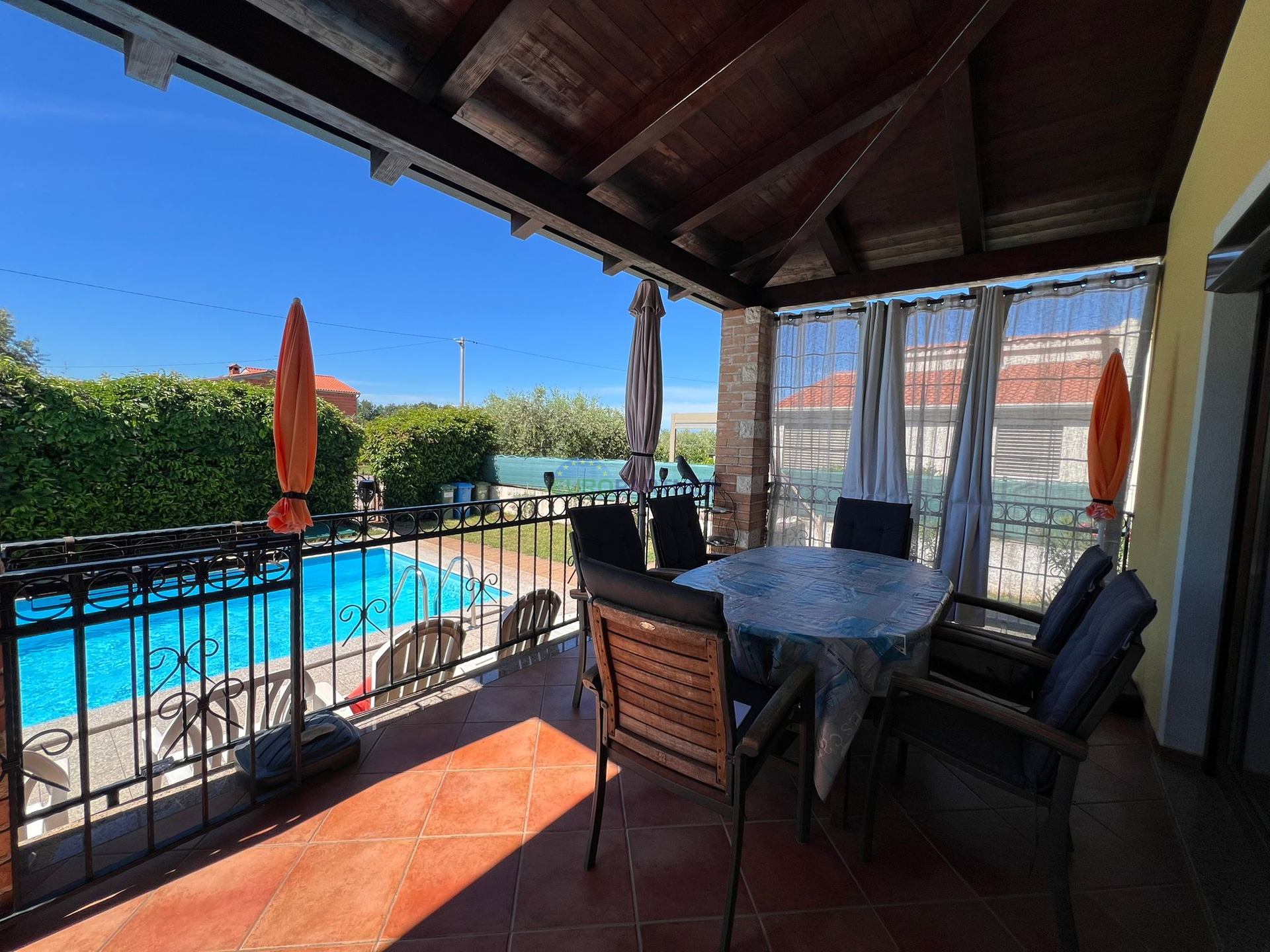 Casa con piscina e vista mare, Poreč