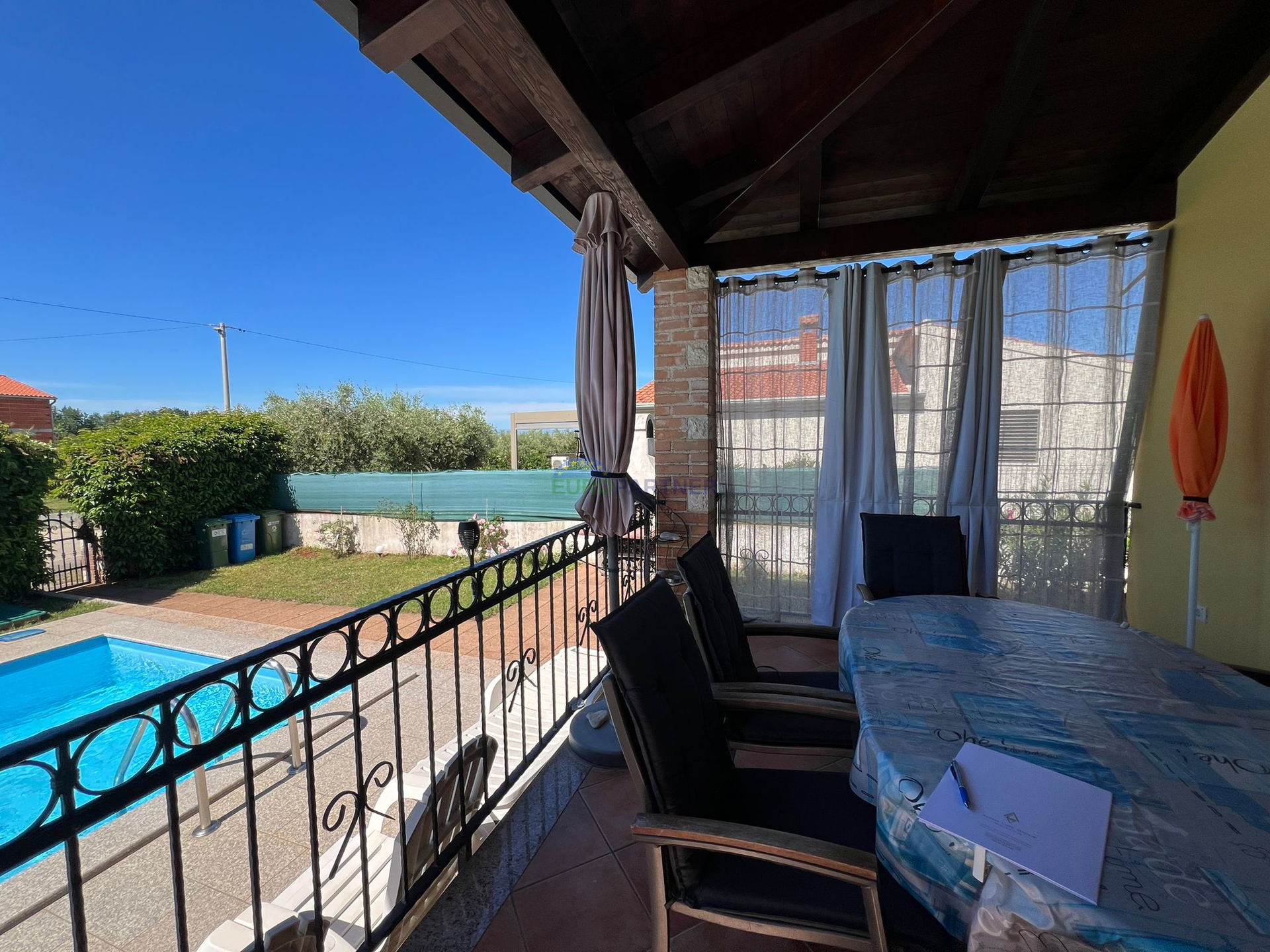 Casa con piscina e vista mare, Poreč