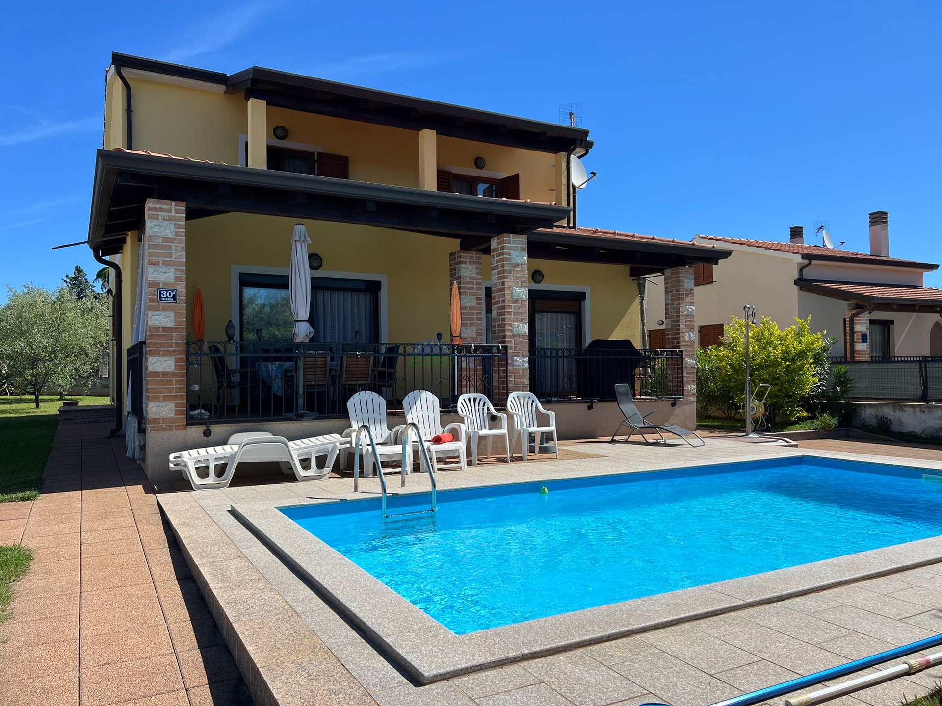 Casa con piscina e vista mare, Poreč