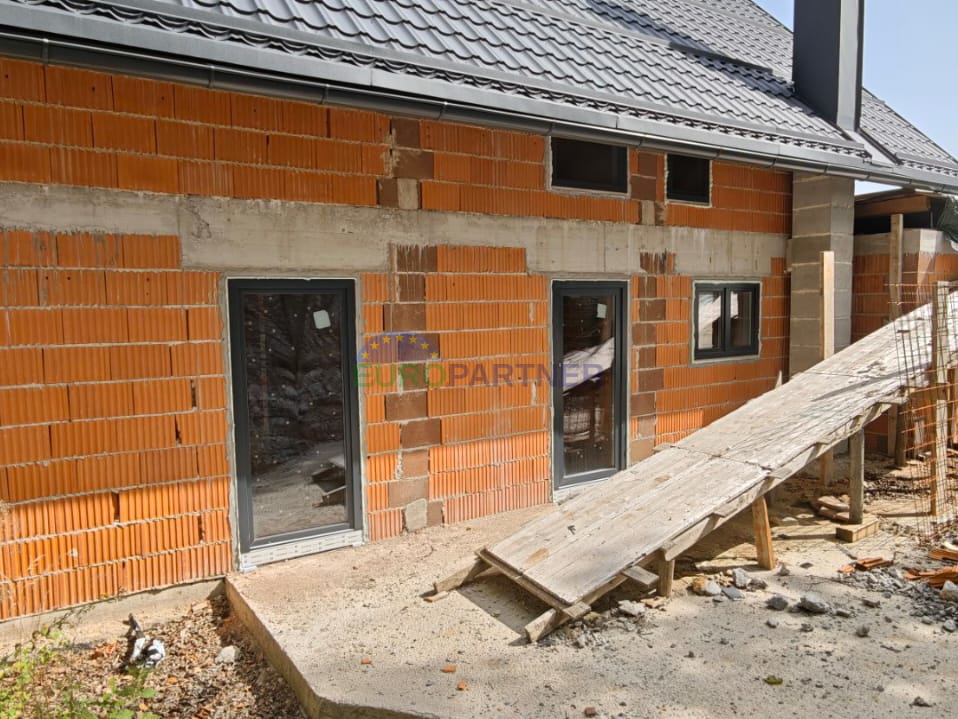 Casa, 335 m2, Vendita, Mrkopalj