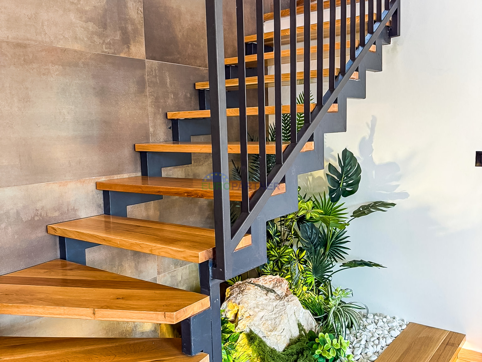 A beautiful modern house with a swimming pool&comma; 5 km from Pore&ccaron; and the sea&excl;