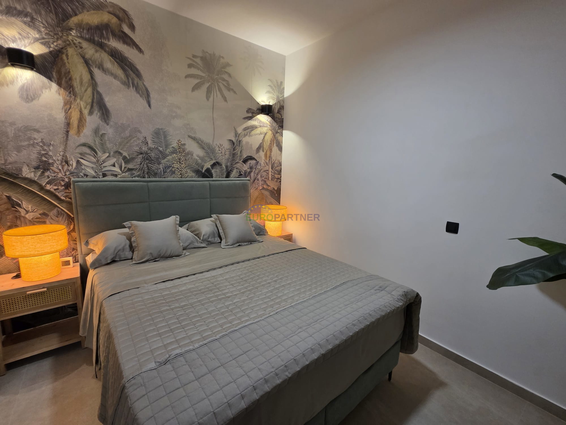 Predivno ure&dstrok;en stan u blizini mora