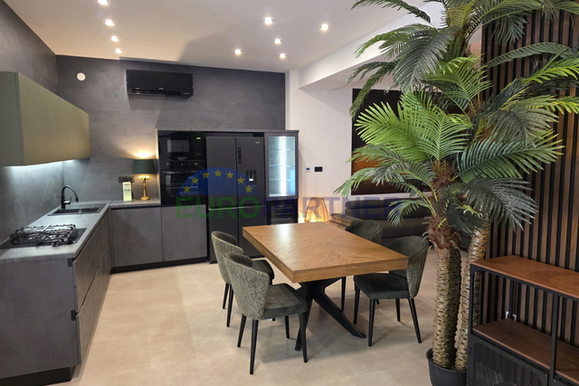 Predivno uređen stan u blizini mora