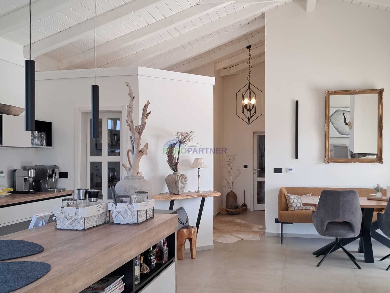 A detached villa that combines quality&comma; functionality and location with an open sea view&excl;