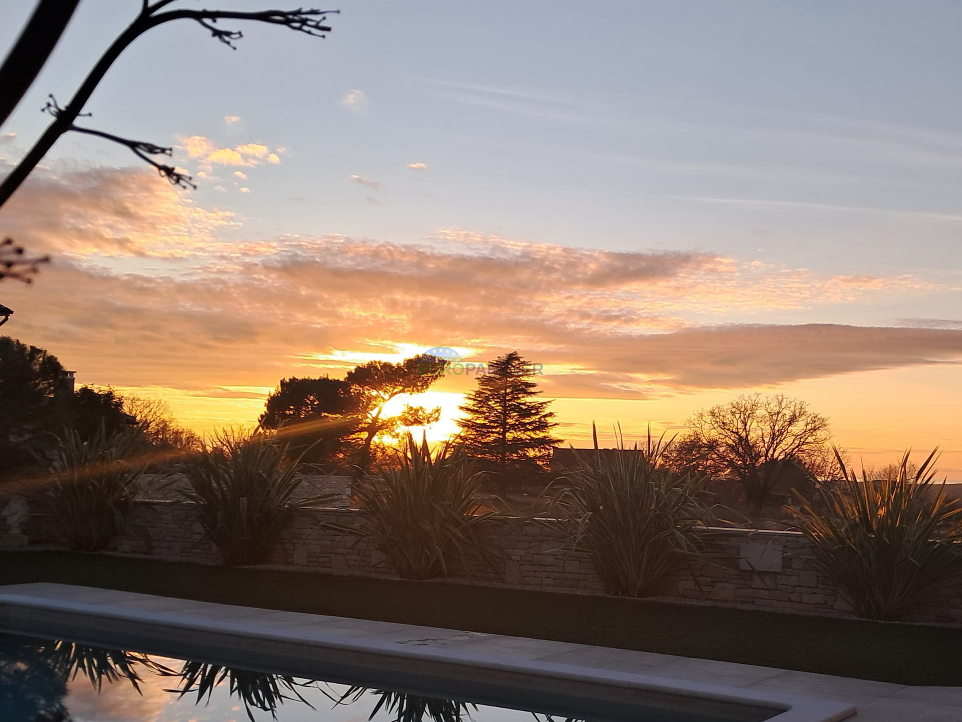 A detached villa that combines quality&comma; functionality and location with an open sea view&excl;