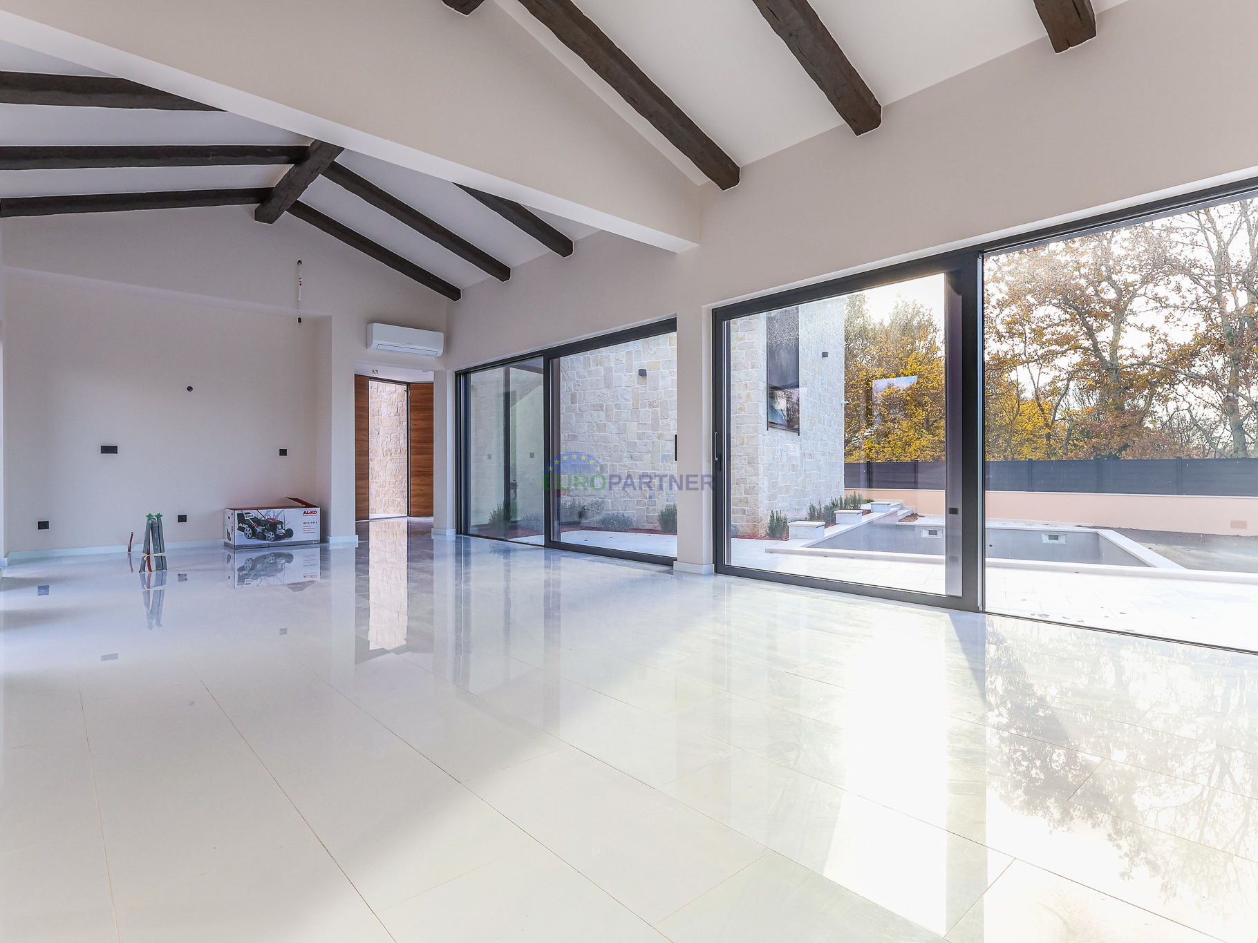 Prekrasna moderna vila 5km od Poreča