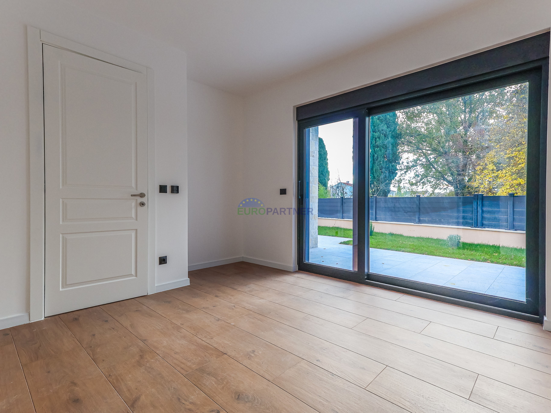 Prekrasna moderna vila 5km od Poreča