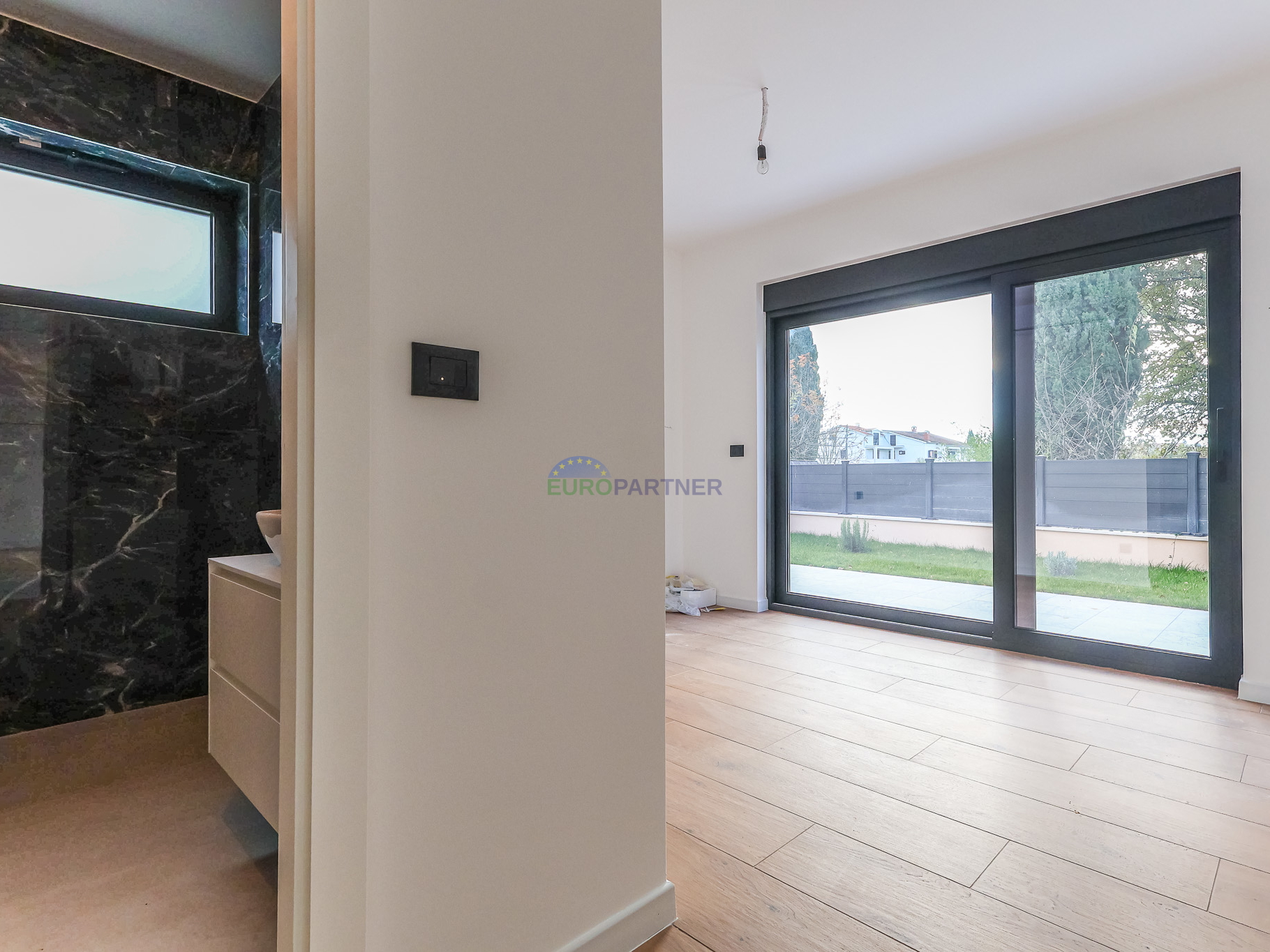 Prekrasna moderna vila 5km od Poreča