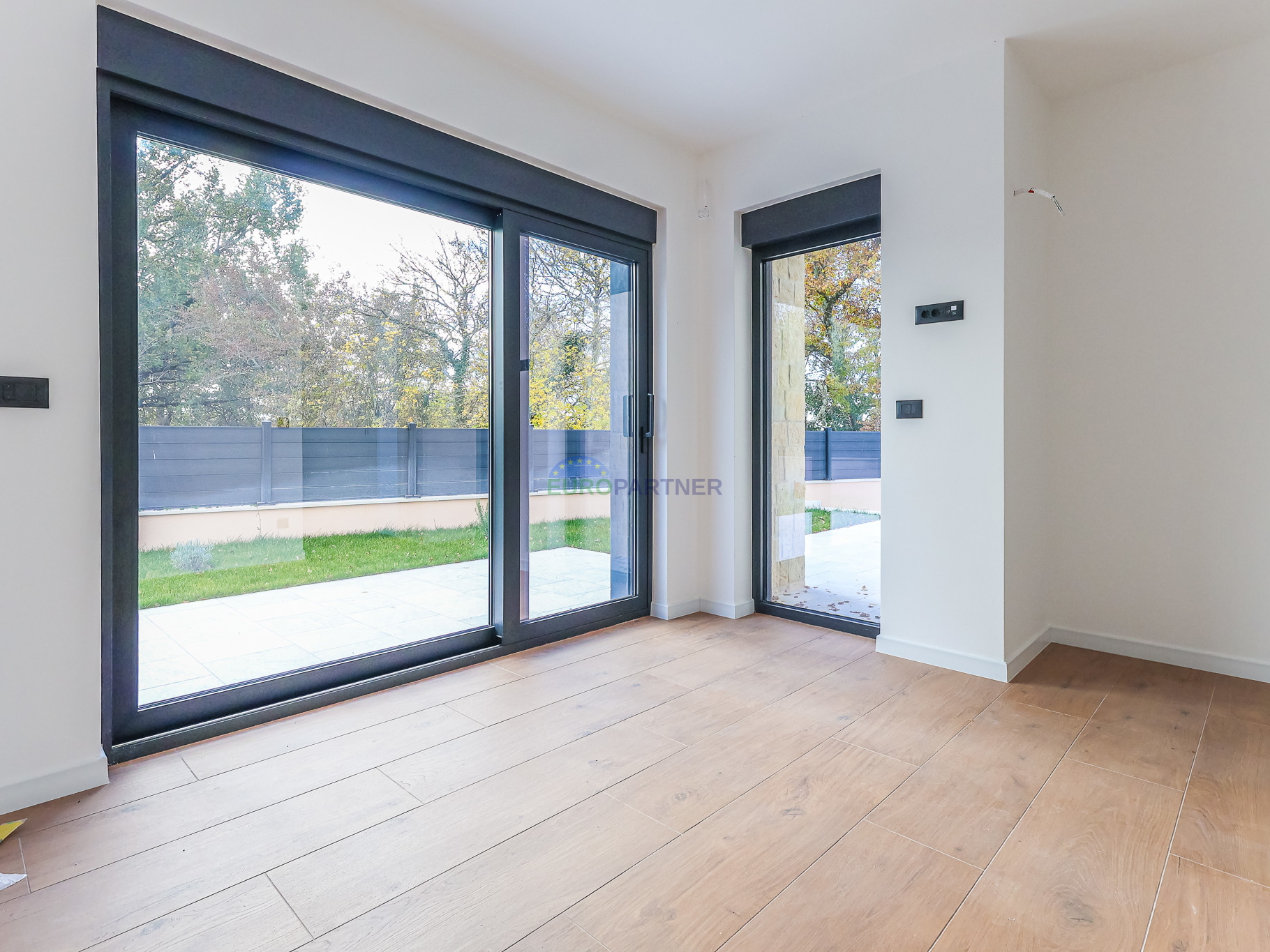 Prekrasna moderna vila 5km od Poreča