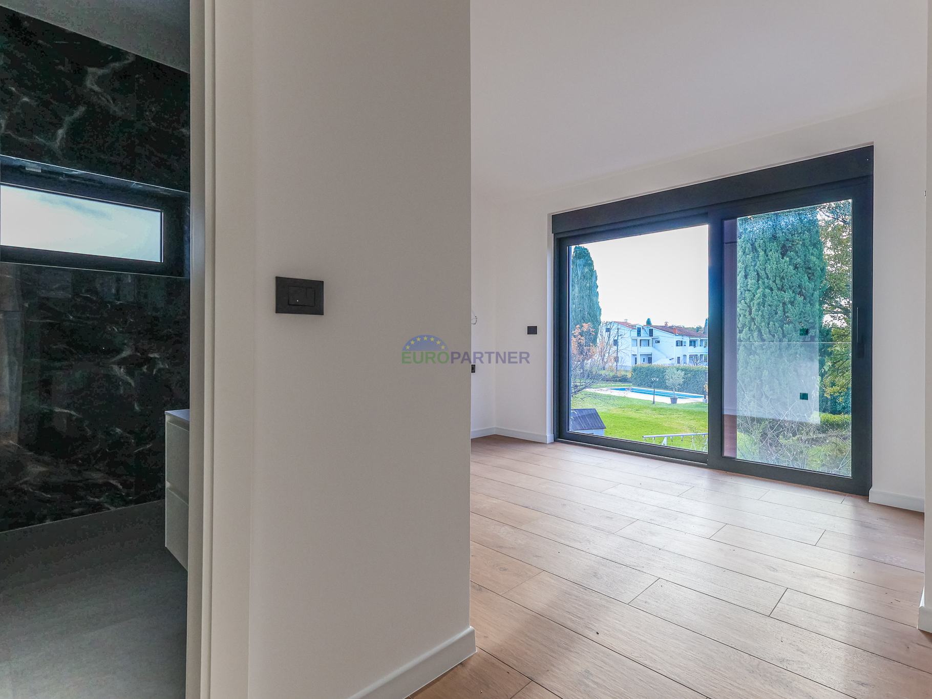 Prekrasna moderna vila 5km od Poreča