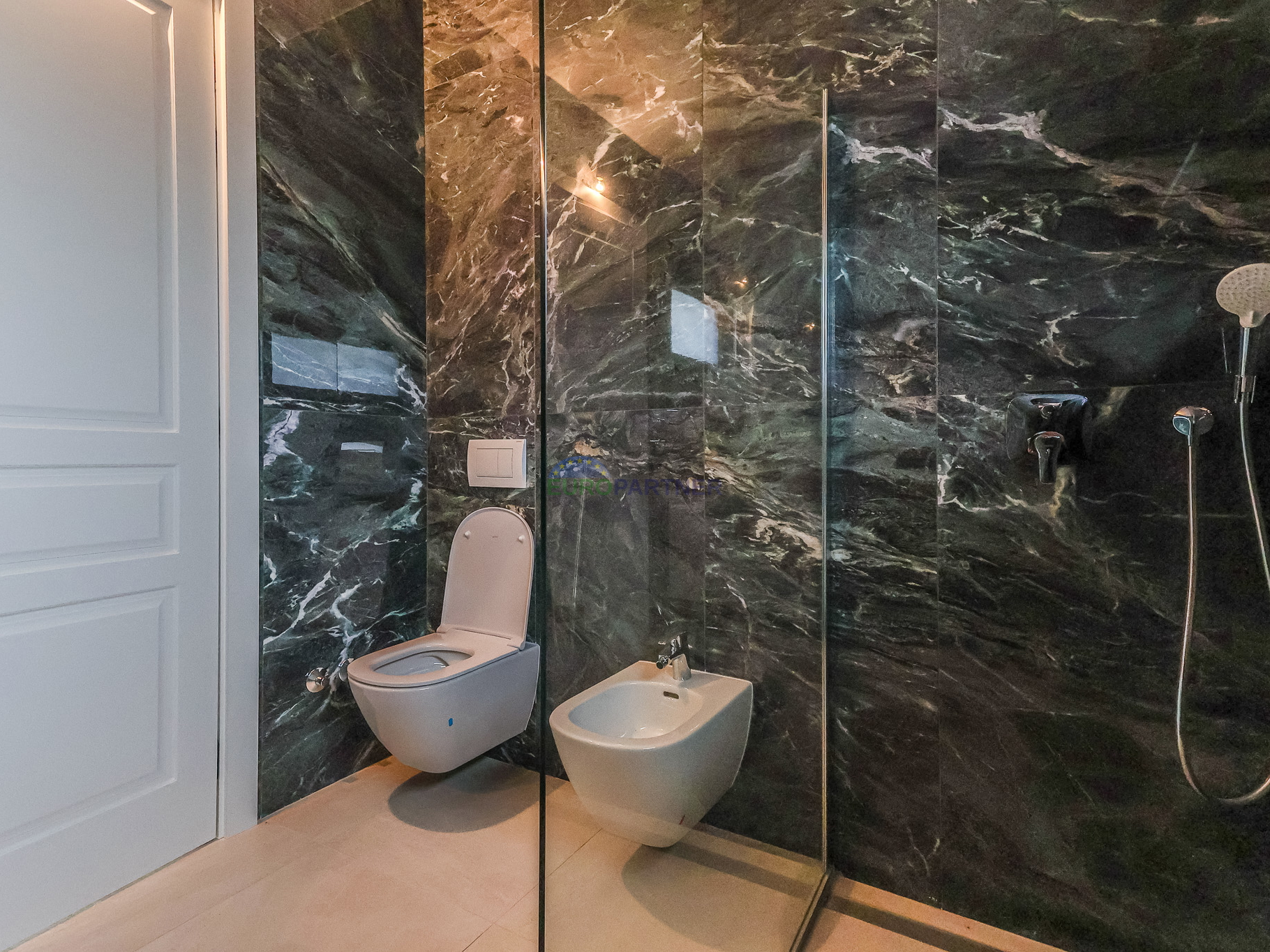 Prekrasna moderna vila 5km od Poreča