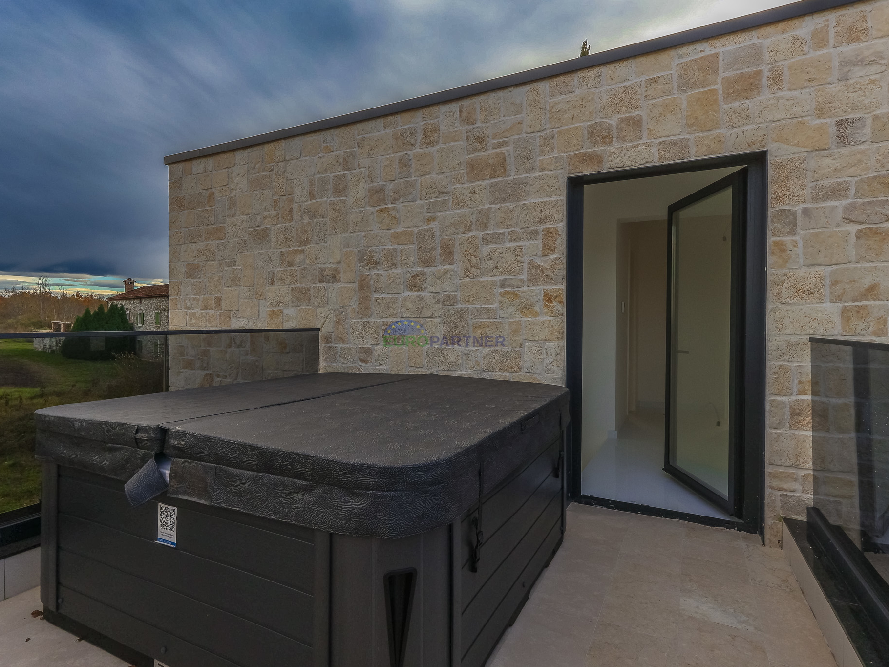 Prekrasna moderna vila 5km od Poreča