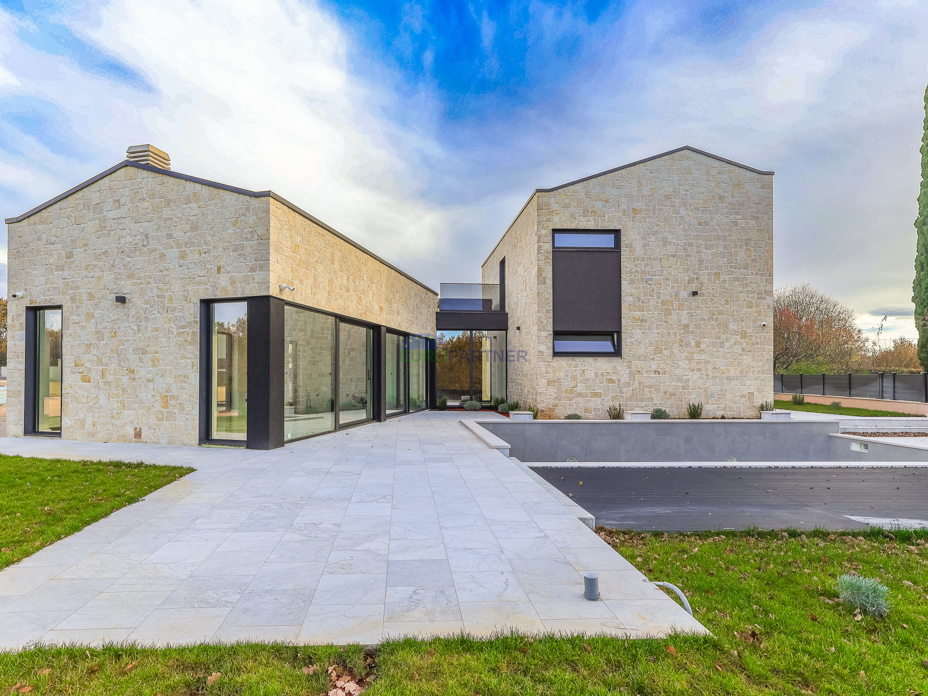 Prekrasna moderna vila 5km od Poreča