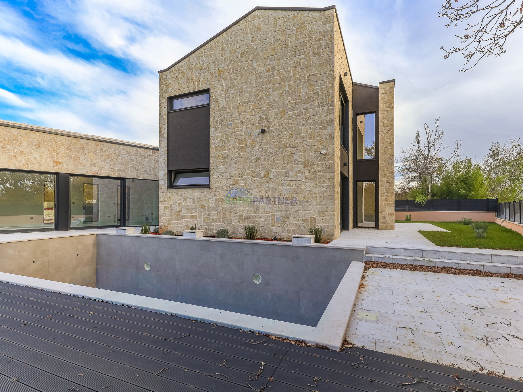 Prekrasna moderna vila 5km od Poreča