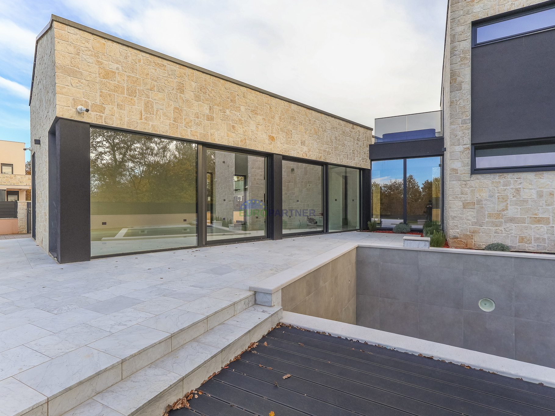 Prekrasna moderna vila 5km od Poreča