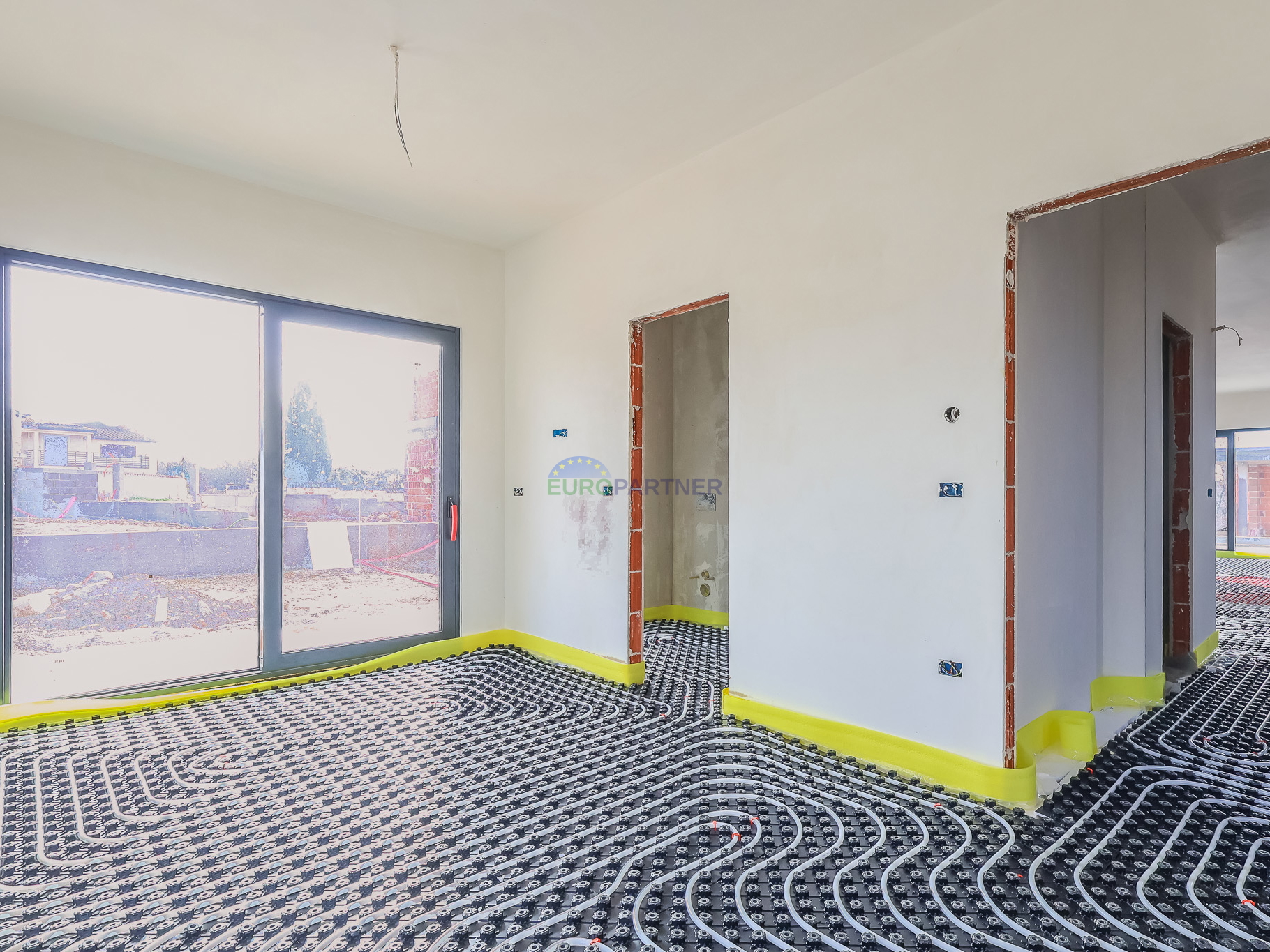 "Vila Black Beauty"  po sistemu "klju&ccaron; u ruke" &ccaron;eka svog novog vlasnika&period;