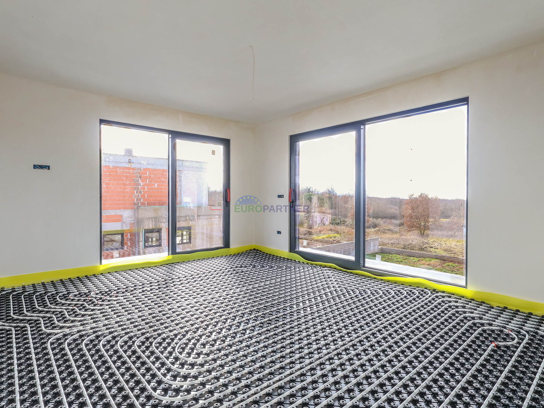 "Vila Black Beauty"  po sistemu "klju&ccaron; u ruke" &ccaron;eka svog novog vlasnika&period;