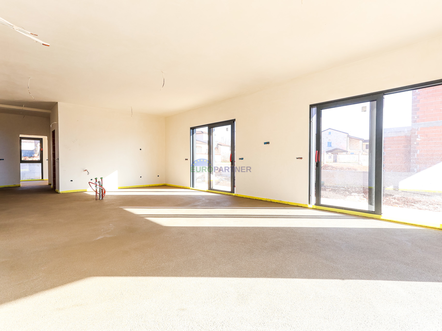 "Villa Black Beauty" attende il suo nuovo proprietario&comma; realizzata con il metodo di costruzione "chiavi in &ZeroWidthSpace;&ZeroWidthSpace;mano"&period;