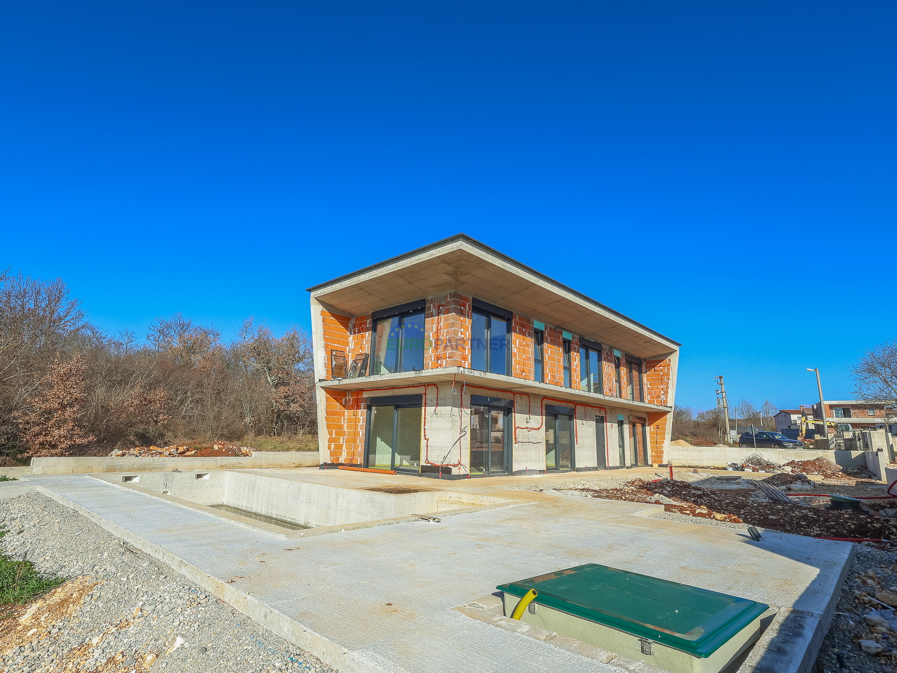 "Villa Black Beauty" attende il suo nuovo proprietario&comma; realizzata con il metodo di costruzione "chiavi in &ZeroWidthSpace;&ZeroWidthSpace;mano"&period;