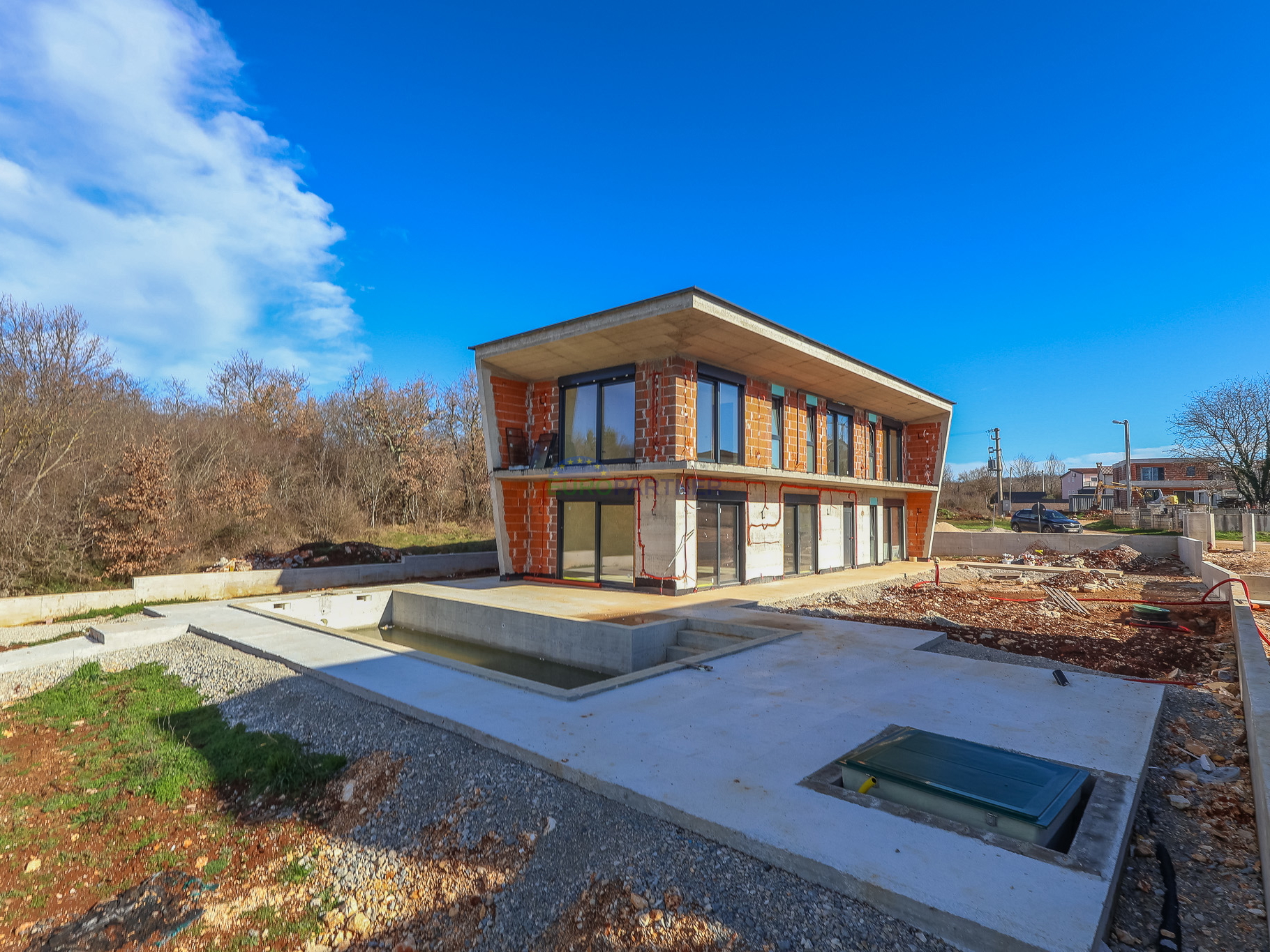 "Villa Black Beauty" is waiting for its new owner on a turnkey basis&period;