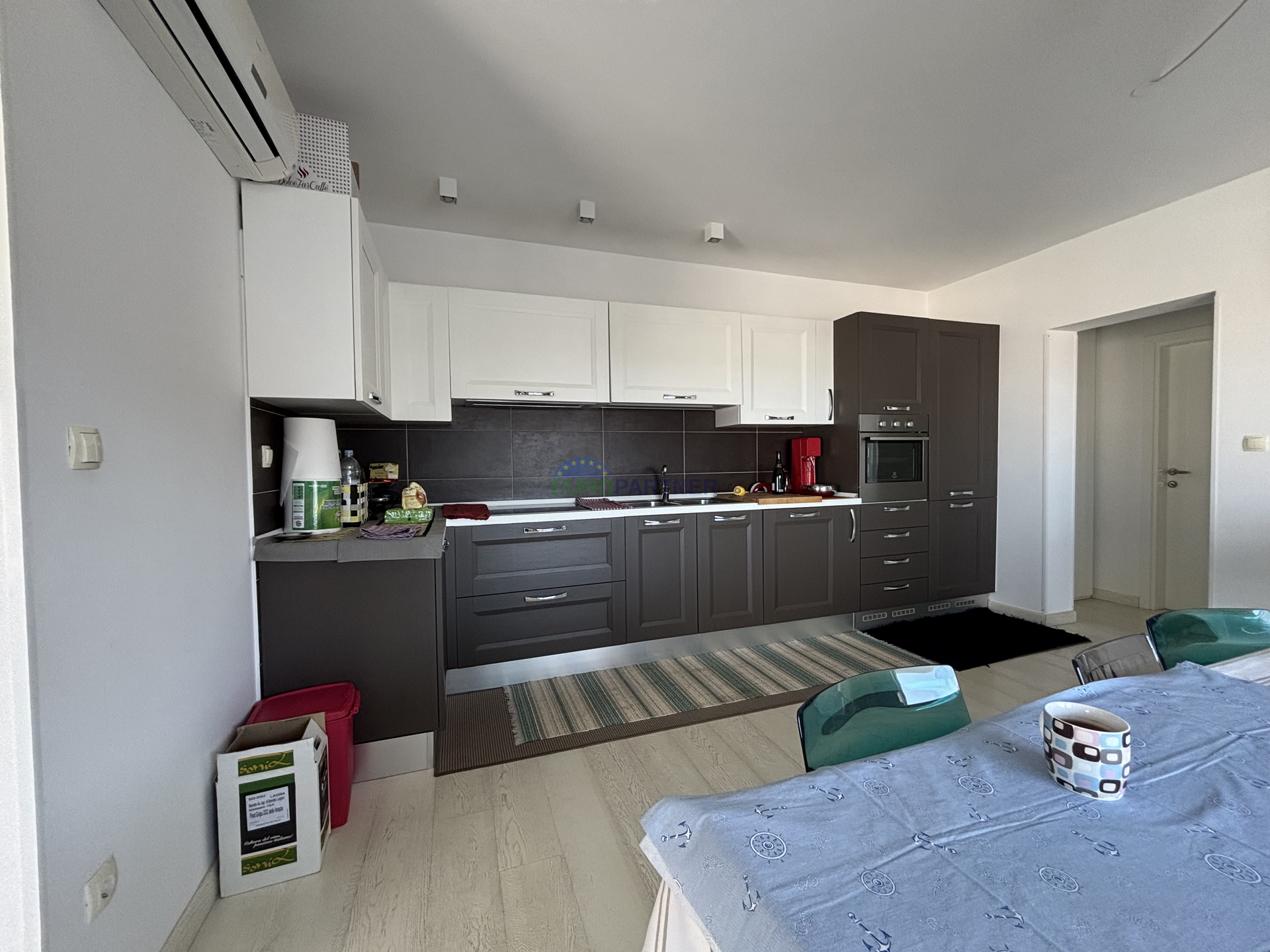 Istrien, Novigrad, Designerwohnung mit Meerblick