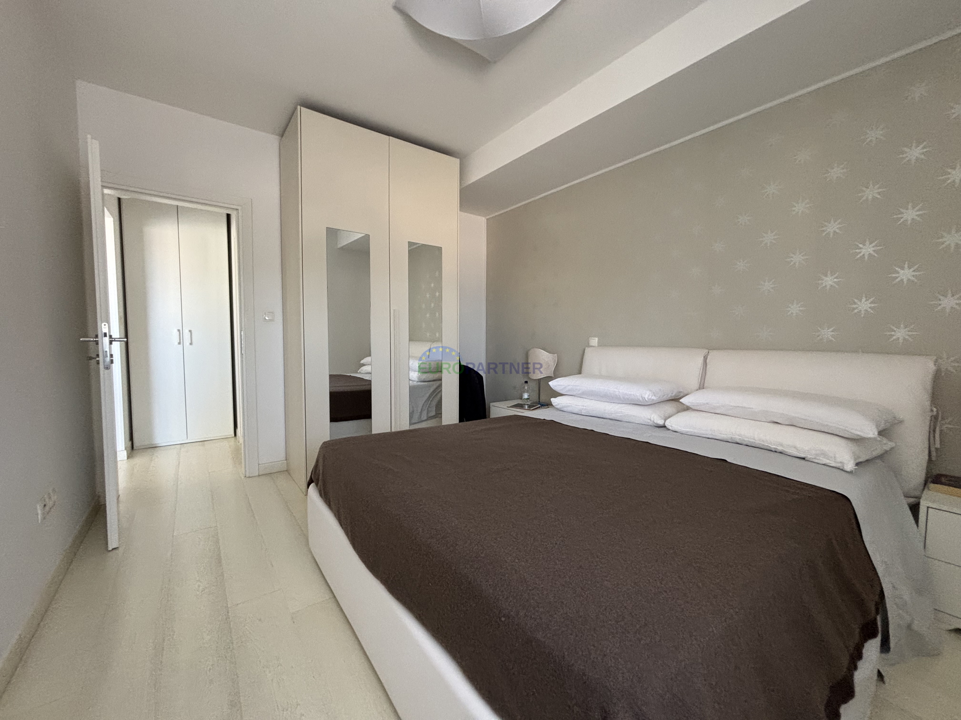 Istrien, Novigrad, Designerwohnung mit Meerblick