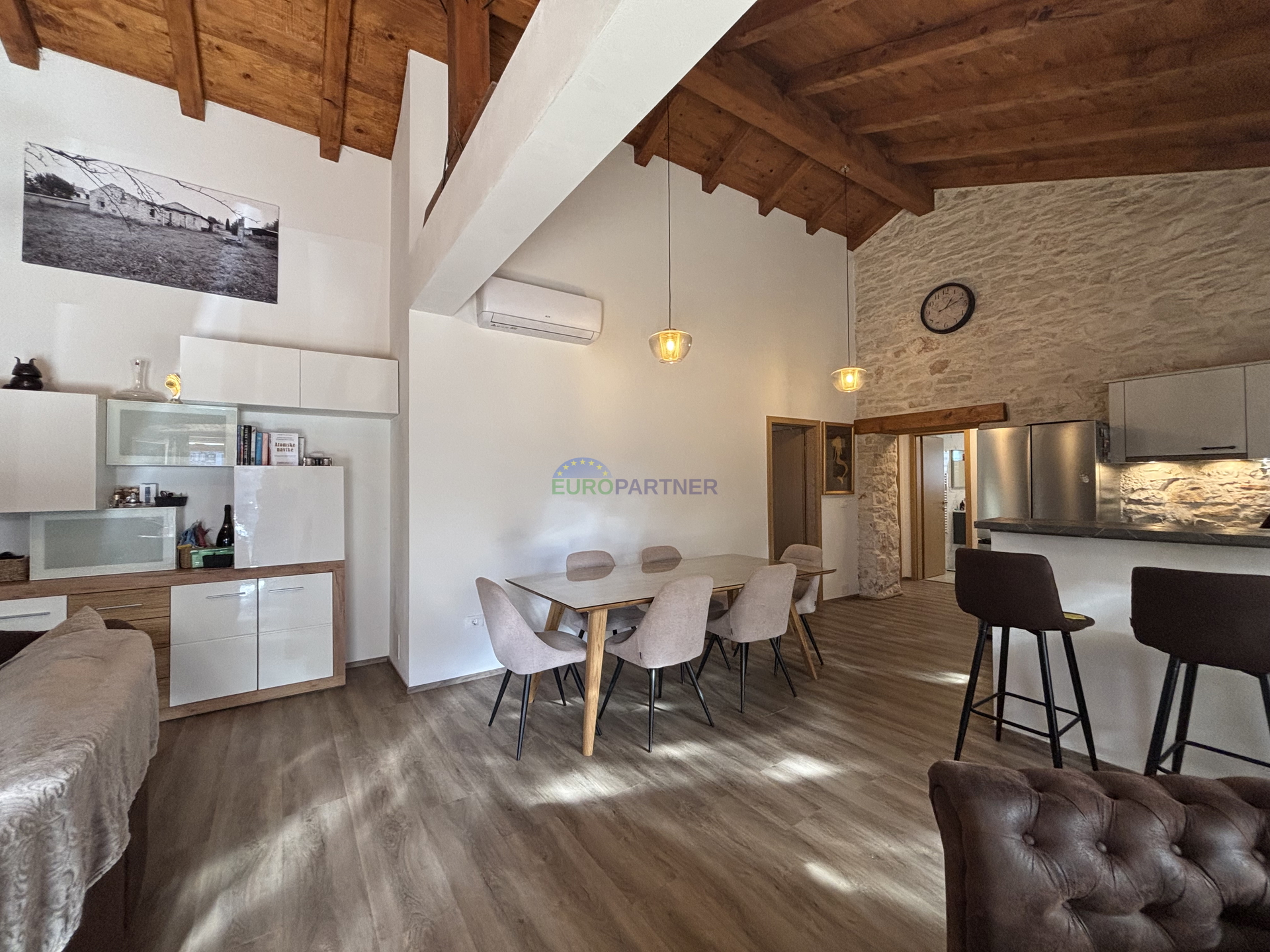 Stone house with garden in the vicinity of Umag