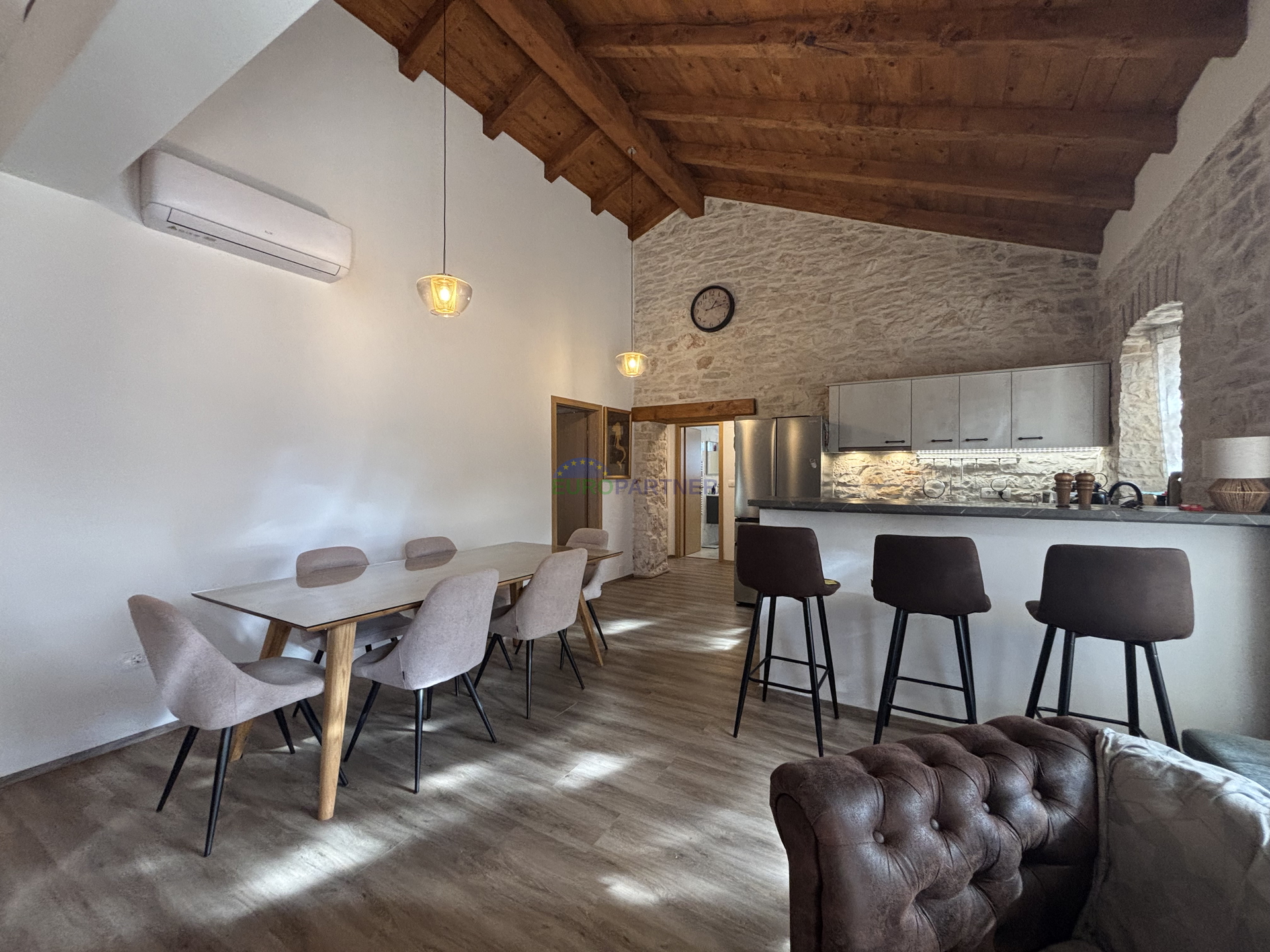 Stone house with garden in the vicinity of Umag