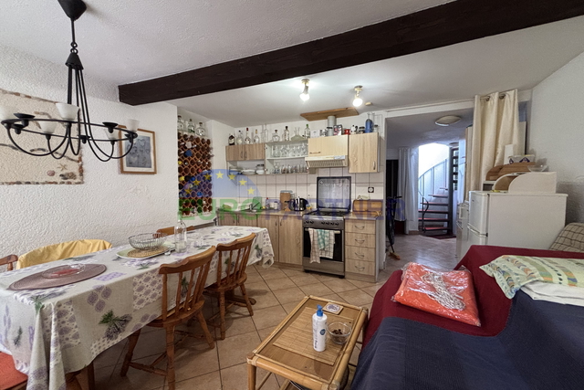 House, 182 m2, For Sale, Novigrad