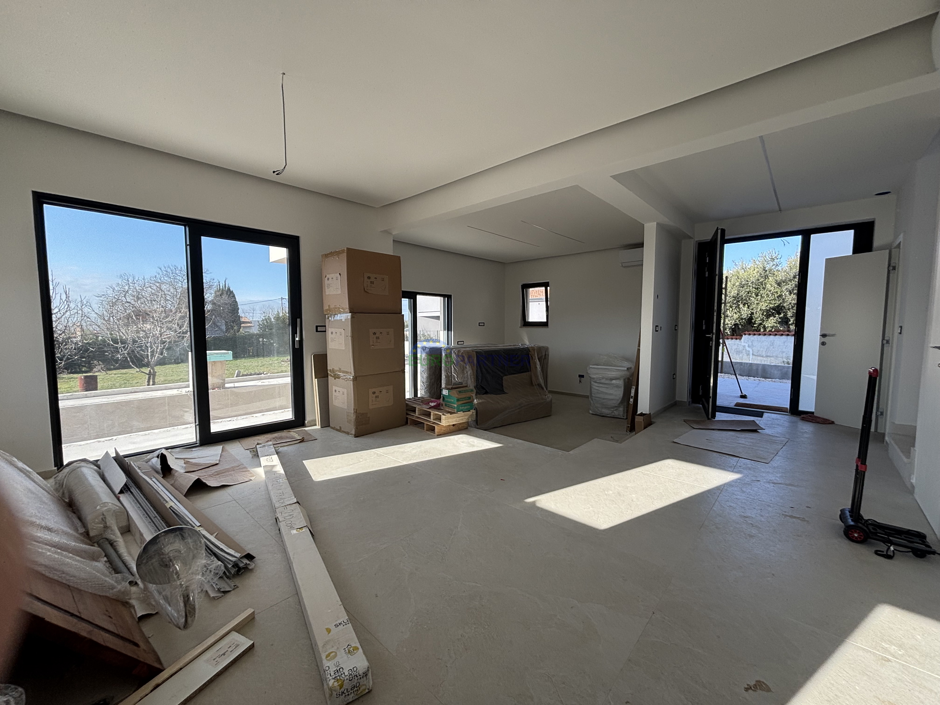 Istria&comma; near Pore&ccaron;&comma; beautiful modern house with a sea view&period;