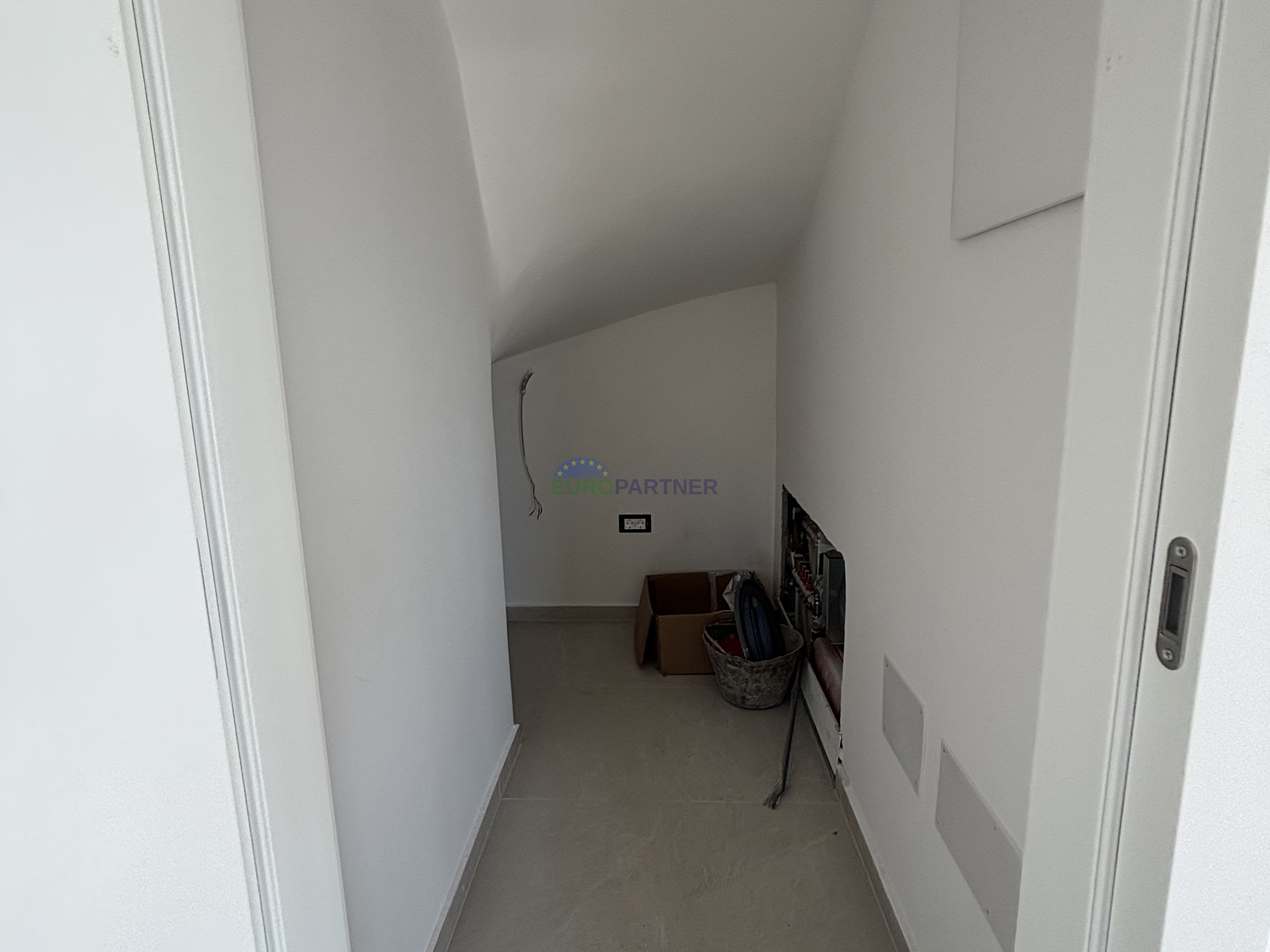 Istria&comma; near Pore&ccaron;&comma; beautiful modern house with a sea view&period;