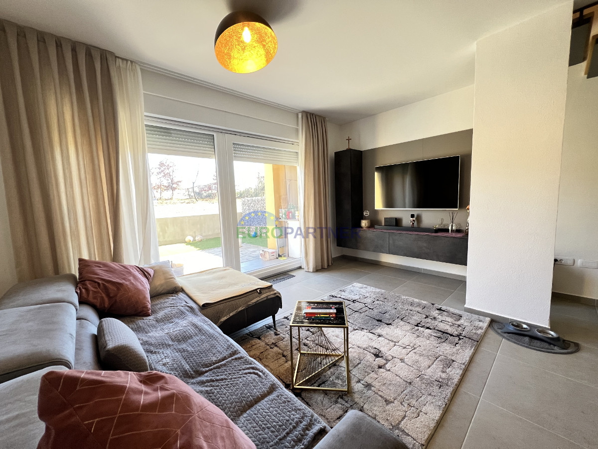 Istrien, Novigrad, wunderschönes Reihenhaus mit Meerblick