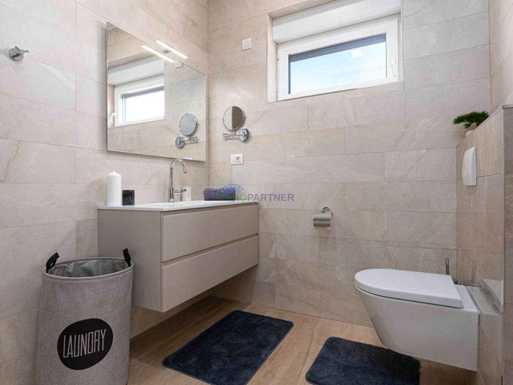 Villa with a pool, sauna, and jacuzzi, 8 km from Poreč