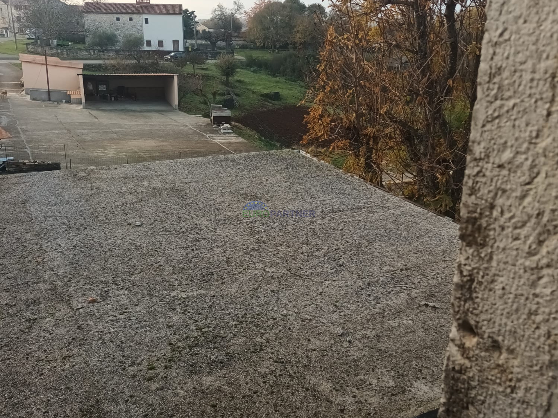 Istria, Sveti Lovreč, house with a yard