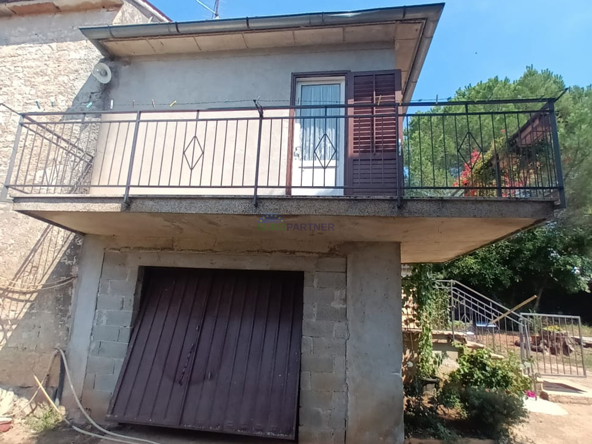 Istria, Sveti Lovreč, house with a yard